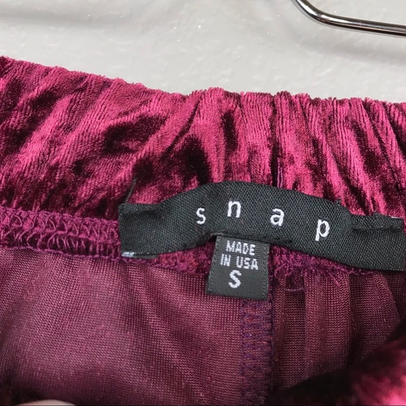 NWT Snap Maroon Crushed Velvet / Velour Pants - Picture 5 of 5